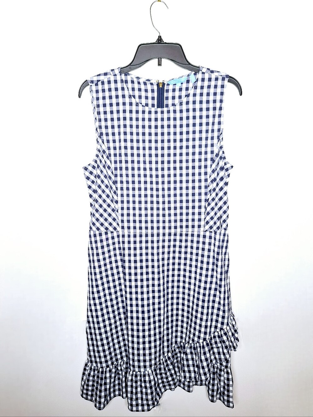Draper James "Draper In Gingham" Plus-size, preppy,cottage core, gingham dress.